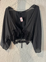 Black Tied Crop